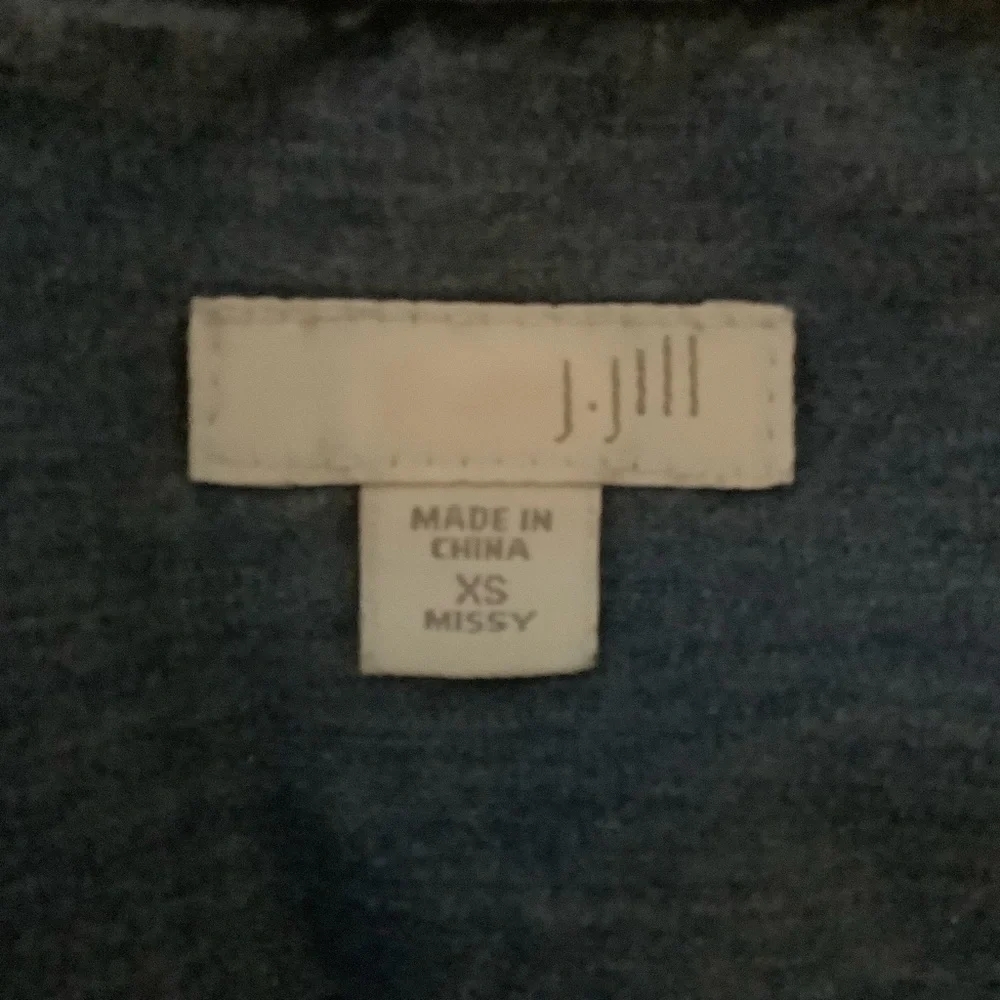 J. JILL MISSY BLUE DENIM LONG SLEEVE/ EMBROIDERED DESIGN SHIRT DRESS/ Size XS - Picture 11 of 12